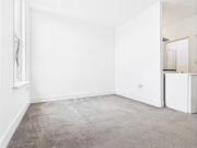 New Studio flat for rent in Rowlands Road, Worthing,...