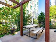 Cozy Studios in the U District Studio Apartment for Rent...