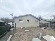 Just in! Unit 2 2 316 Shanty Bay Road, Barrie, Ontario...