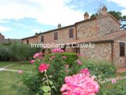 Cr182 Vendesi agriturismo in Umbria. 750m² Villastrada