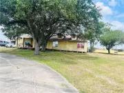 Cr 103, Robstown, TX 78380