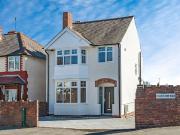 Crabourne Road, Dudley DY2, 3 bed property to rent,...