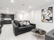 Cranborne Road, Liverpool L15 6 bed house to rent £3,770...