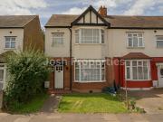 Cranley Drive, Ilford IG2, 3 bed end terrace house to...