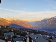 Crans Montana. A la recherche d'un nid d'aigle...