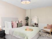 Cranton Avenue, Hayes UB3, 3 bed flat to rent, £1,563...