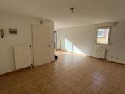 CRAPONNE, au calme T3 65,48m2 + 2 pkgs