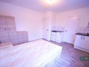 Crawley Green Road, Luton, 1 Bedroom House