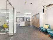 CREATIVE OFFICE NEAR MARTIN PLACE