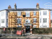 Creighton, N2 3 bed flat to rent £2,450 pcm £565 pw