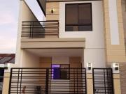 Cresta Verde Subd near SM Fairview 3 Bedrooms Duplex For...