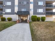 Crestview Apartments
