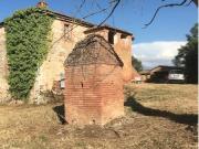 Crete senesi 10 vani 865mq