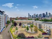 Crews Street, London, E14