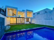 CRO CASA EN BURGOS BUGAMBILIA $ 7,490,000