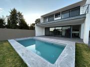 CRO CASA EN REAL DE TETELA $ 9,750,000