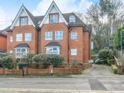 Croft Road, Godalming, 2 Bedroom Apartment