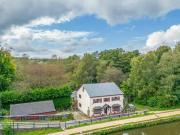 Crooke Road, Standish Lower Ground, 6 Bedroom Cottage