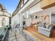 Cross Street, Manchester, M2 4JE 1 bed penthouse £1,450 pcm.