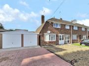 Crowhurst Way, Orpington, 2 Bedroom End
