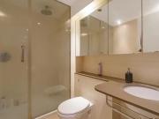 Crowne Plaza London Docklands, 16 Western Gateway,...