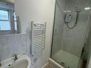Croydon CR0 Studio to rent £1,200 pcm £277 pw