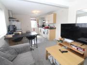 Crwys Road, Cardiff CF24, 2 bed flat to rent, £1,250 pcm...