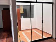 CS Alquilo Casa de 4 Pisos en Interior/Sin Estac./en...