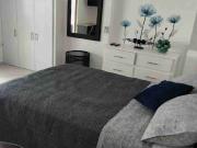 Cuartos equipados con servicios y áreas comunes. $8500