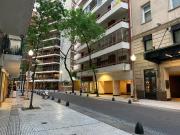 Cuatro ambientes con dependencia y 2 cocheras