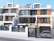 CUATRO DORMITORIOS DOS BAÑOS CON PISCINA EN NERJA