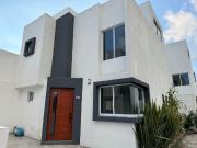 Cuautlancingo: Hermosa Casa en condominio privado