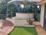 Cuernavaca, casa en venta con alberca de 4 recámaras