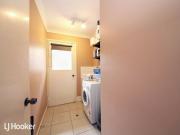 CUL DE SAC LOCATION/EASY WALK TO STATION