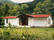 Cumandá casa vacacional: ¡Tu refugio soñado junto al Río...