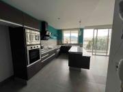 Cumbaya dentro de urbanización exclusiva vendo departamento
