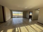 CUMBAYA COLEGIO MENOR DEPARTAMENTO DE LUJO 227.50 M2 3...