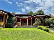 CUMBAYA, VENDO CASA ESTILO RUSTICO 447 mts CONSTRUCCION