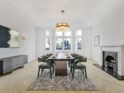 Cumberland House, London W8, 2 bed flat to rent, £21,667... Cumberland House, London W8, 2 bed flat to rent, £21,667...