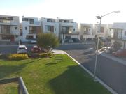 CUMBRES DE JURIQUILLA EXCELENTE CASA CON 6 AÑOS DE...