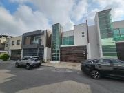 Cumbres Elite: Renta