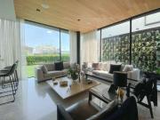 CUMBRES SANTA FE, CASA CON TERRAZA Y JARDÍN EN VENTA