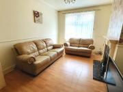 Cunningham Road, Hyde Park, DN1