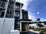Customizable 2 Storey Townhouse with 2–7 Bedrooms in...