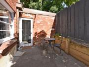 Cute 1 bedroom apartment near South Yarra Station train...