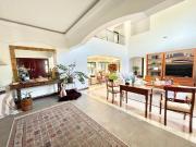 Cute Cozy House and Lot for Rent in Ayala Alabang,...