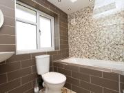 Cute double bedroom near King George V Park Has a Room