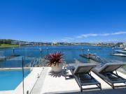 Cutting Edge Contemporary Home in Unique Harbour Setting