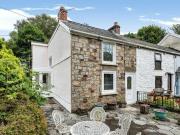 Cwmgiedd, Heol Giedd, Ystradgynlais, 3 Bedroom End