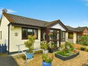 Cwmgors, Golwg Y Cwm, Ammanford, 2 Bedroom Bungalow